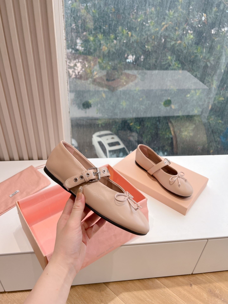 Miu Miu flat shoes